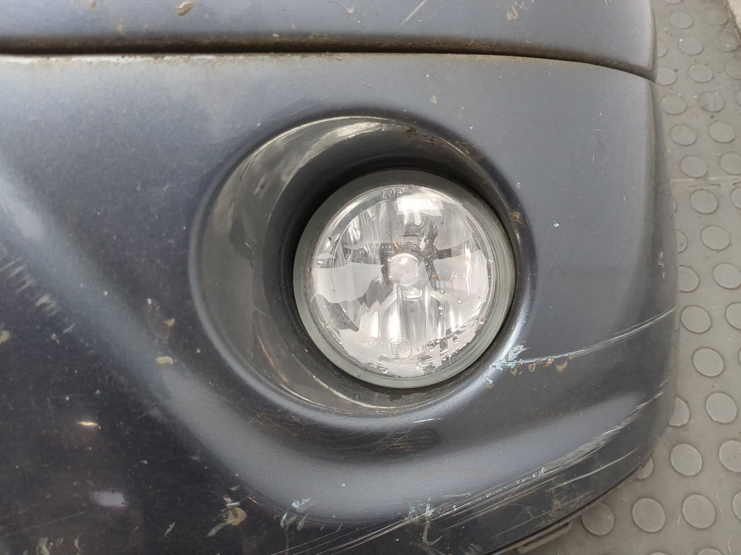 Бампер передний