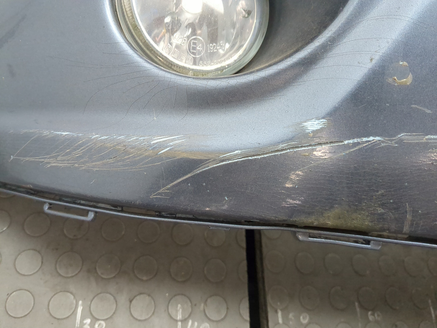 Бампер передний