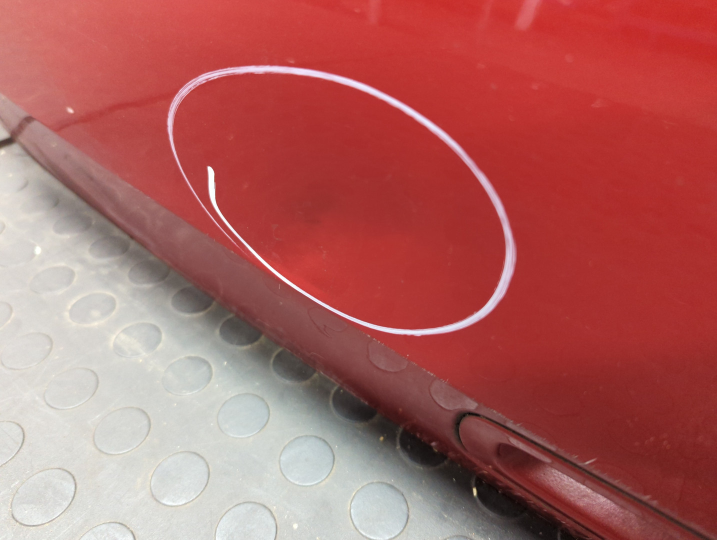 Дверь багажника