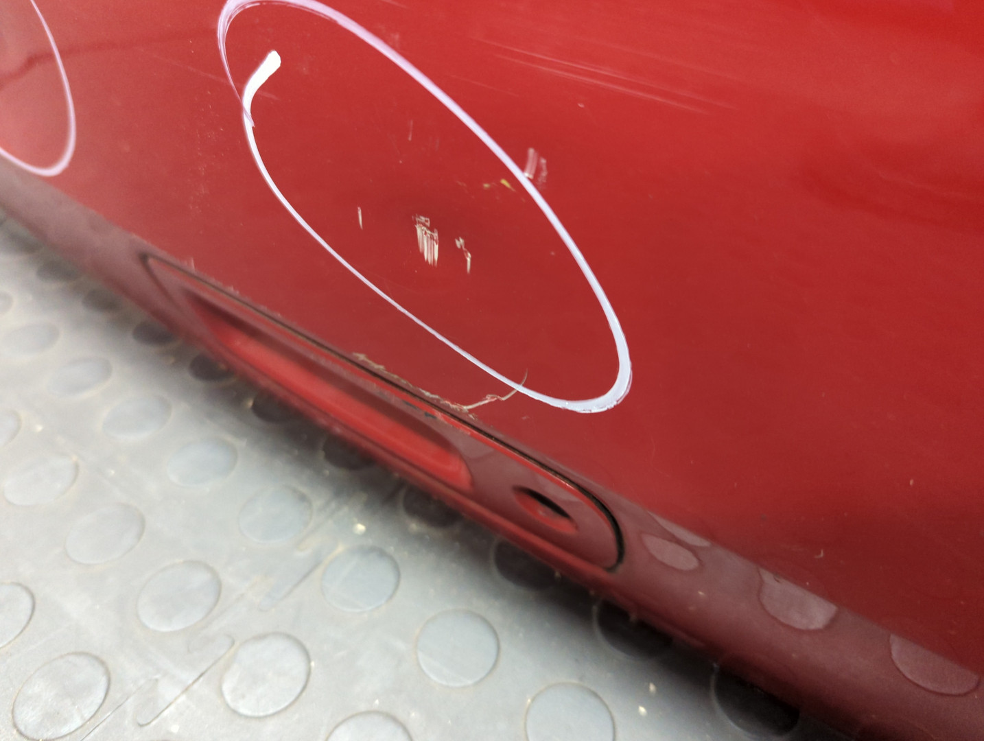 Дверь багажника