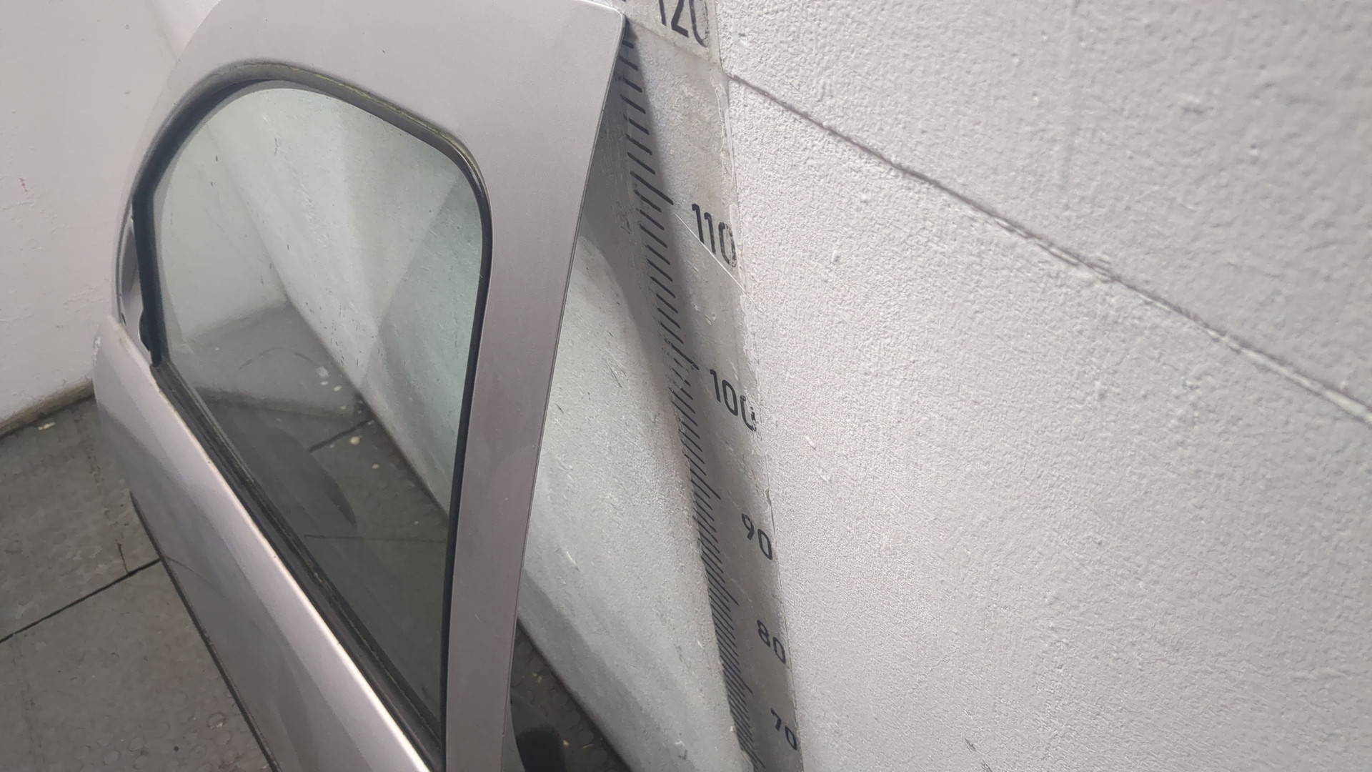 Дверь передняя левая