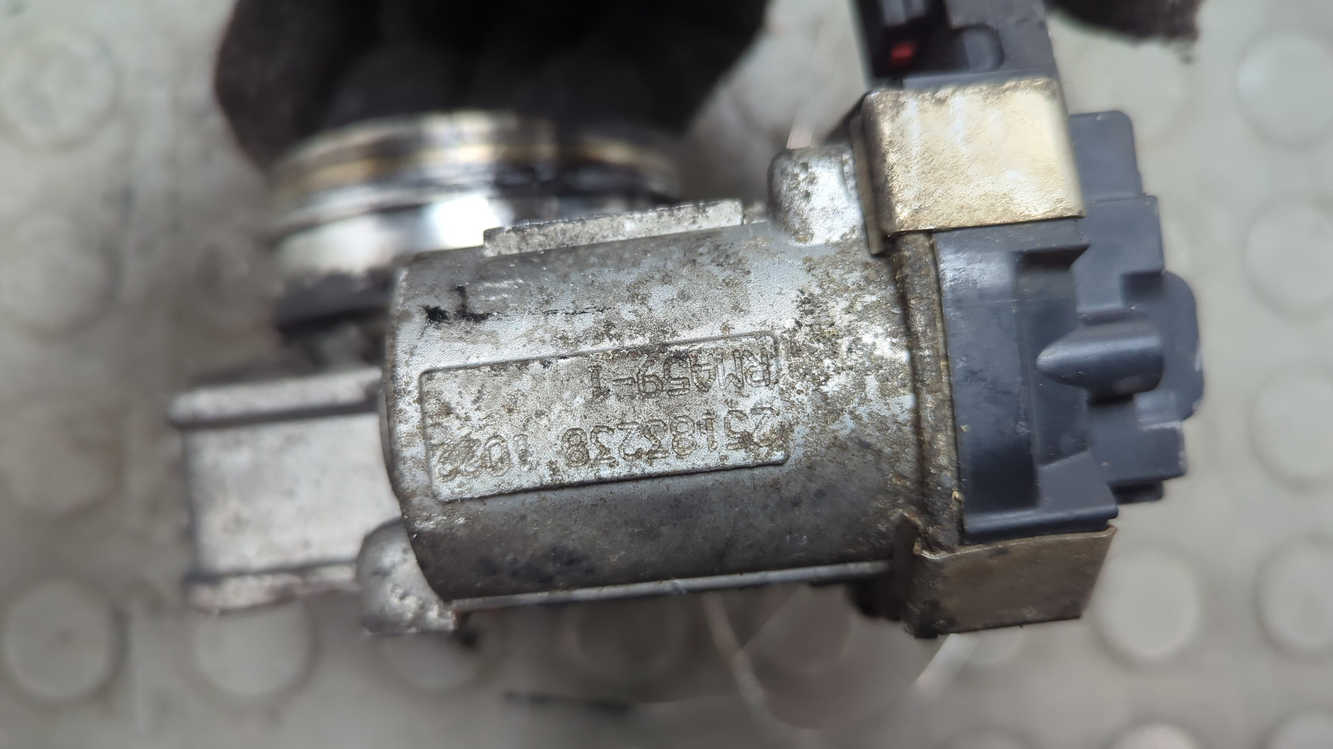 Заслонка дроссельная электрическая