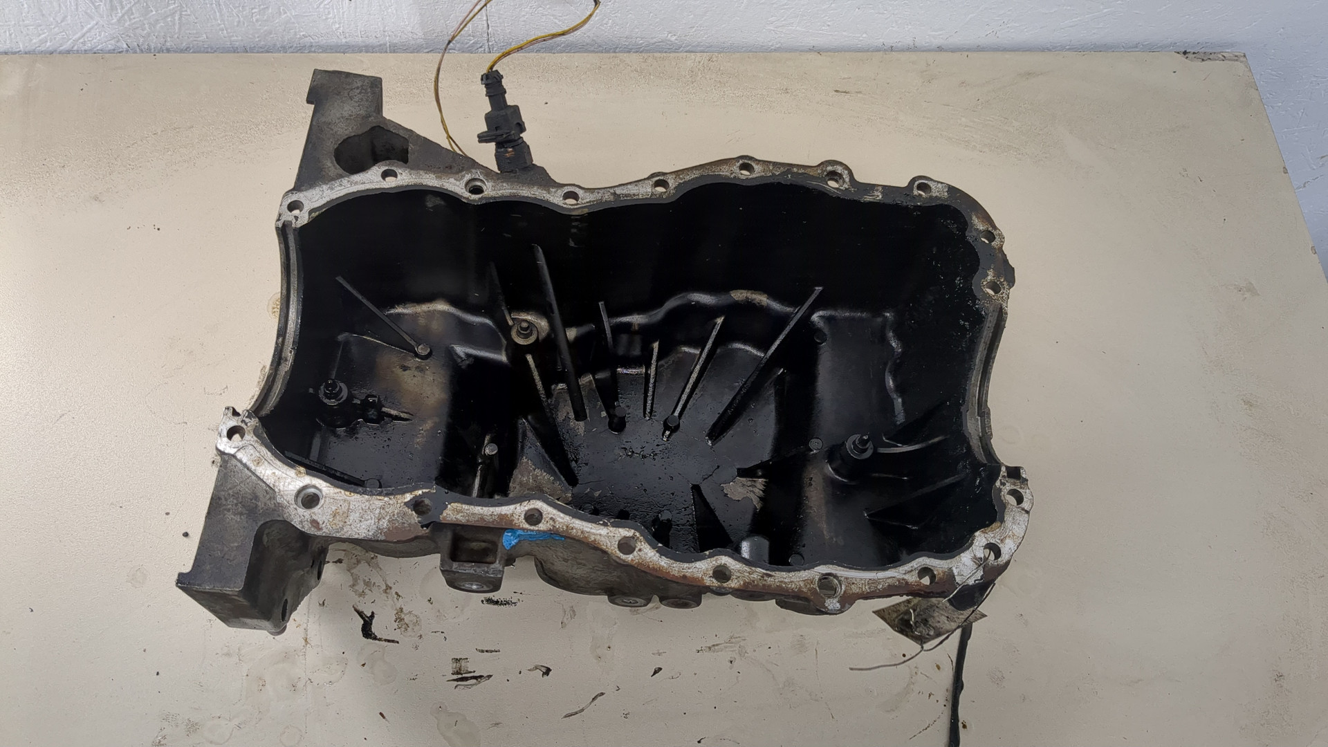 Поддон масляный двигателя (картер)