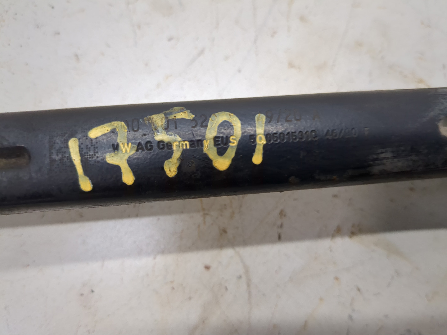 Рычаг задний