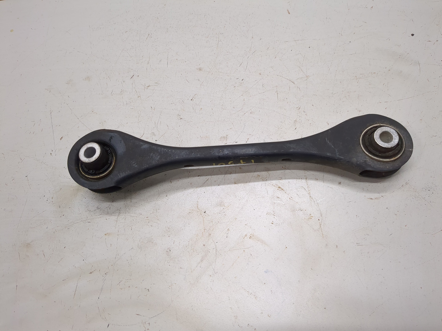 Рычаг задний