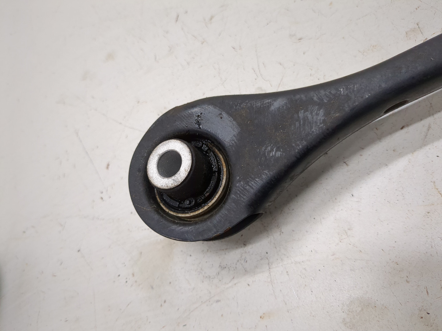 Рычаг задний