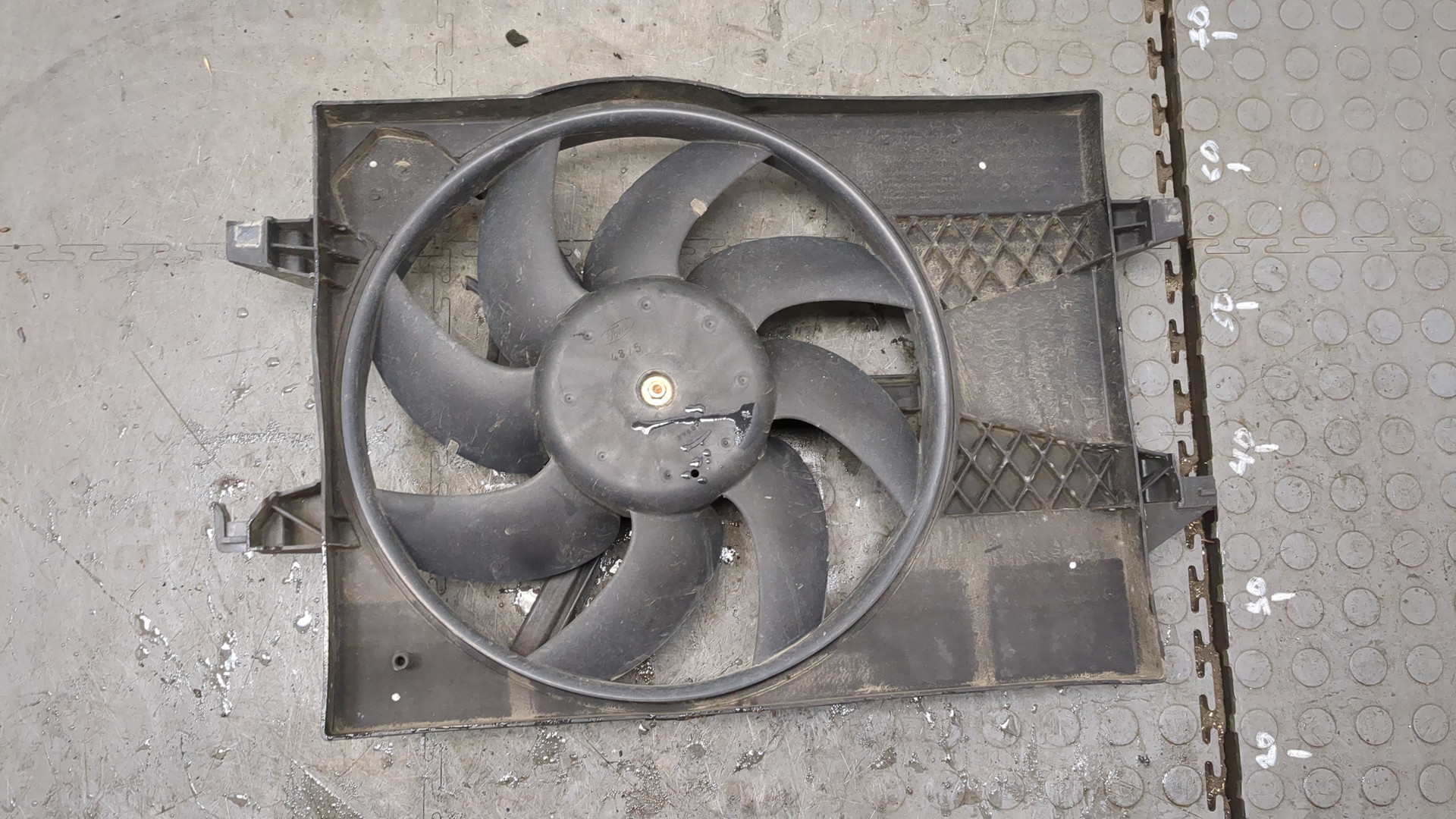 Вентилятор радиатора