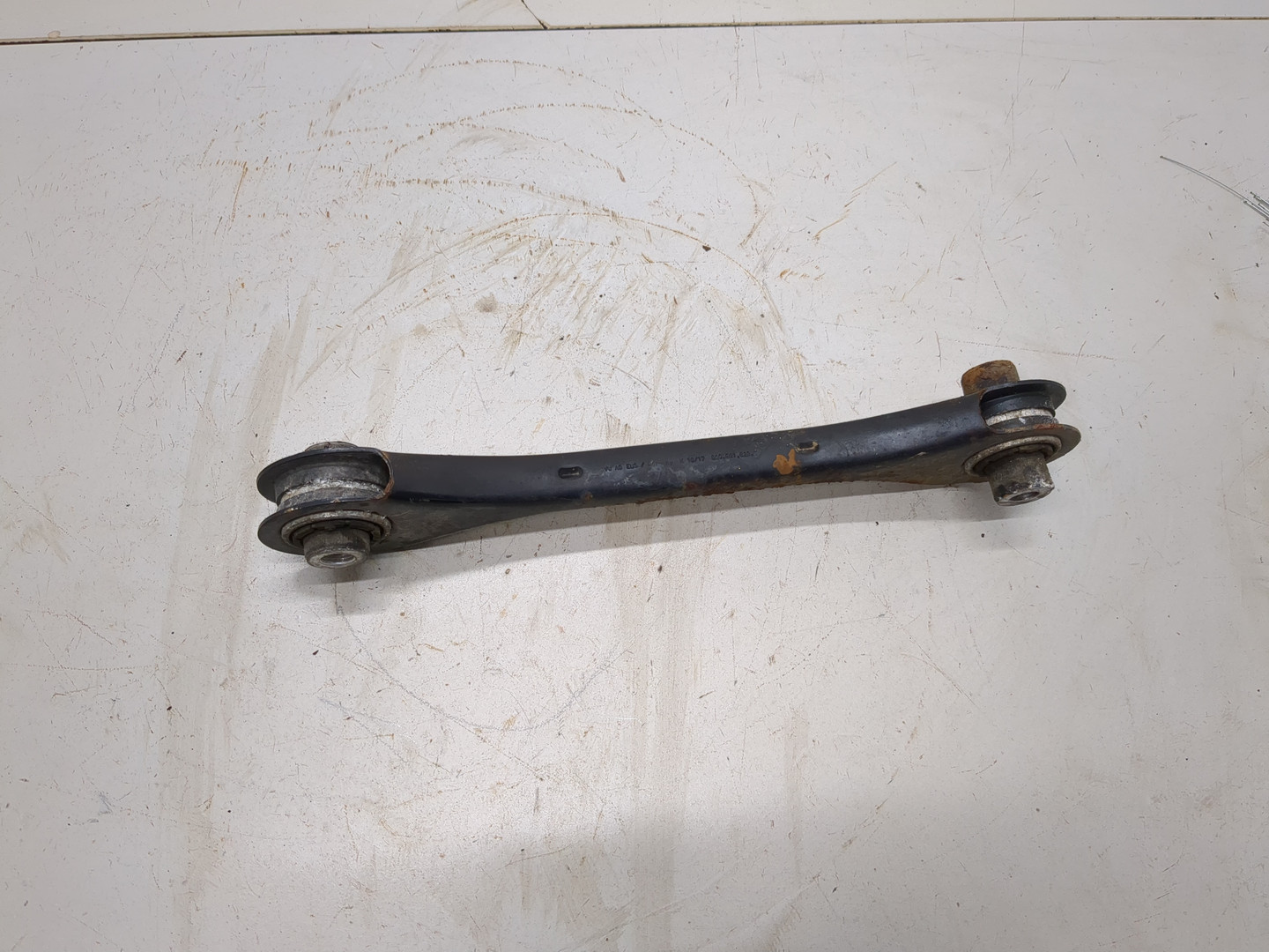 Рычаг задний