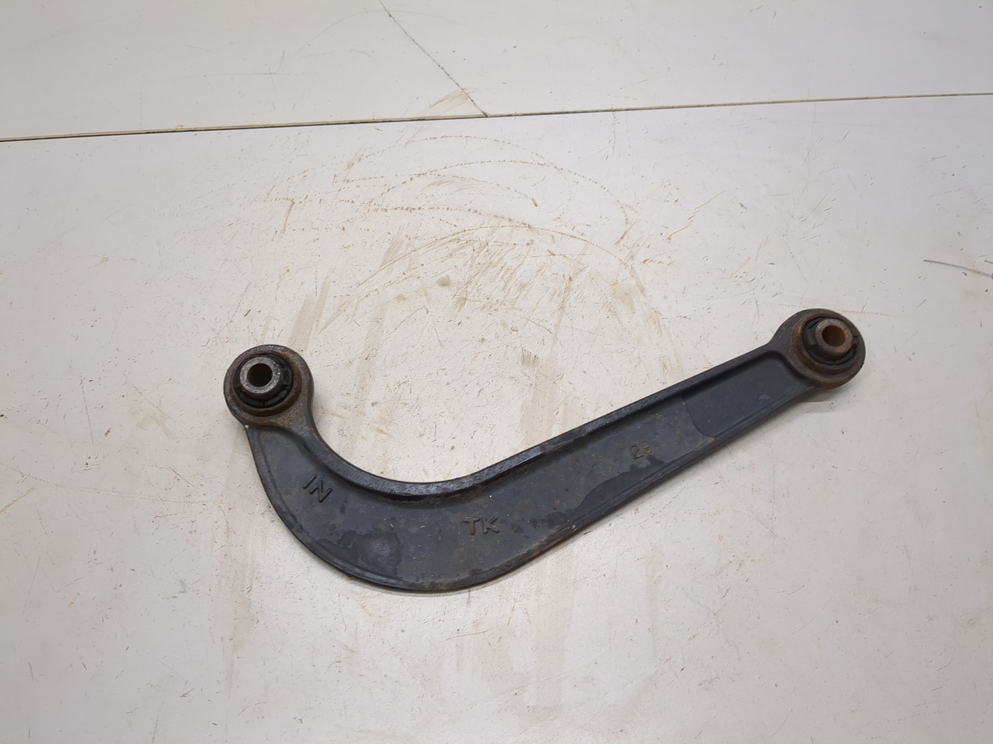 Рычаг задний