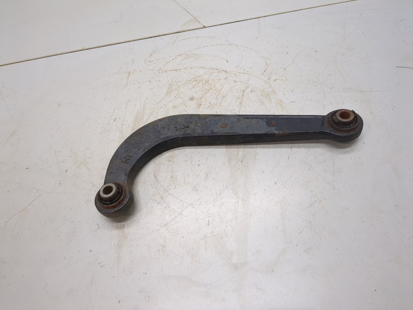 Рычаг задний