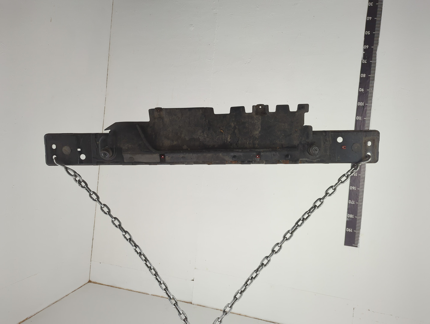 Балка подрадиаторная