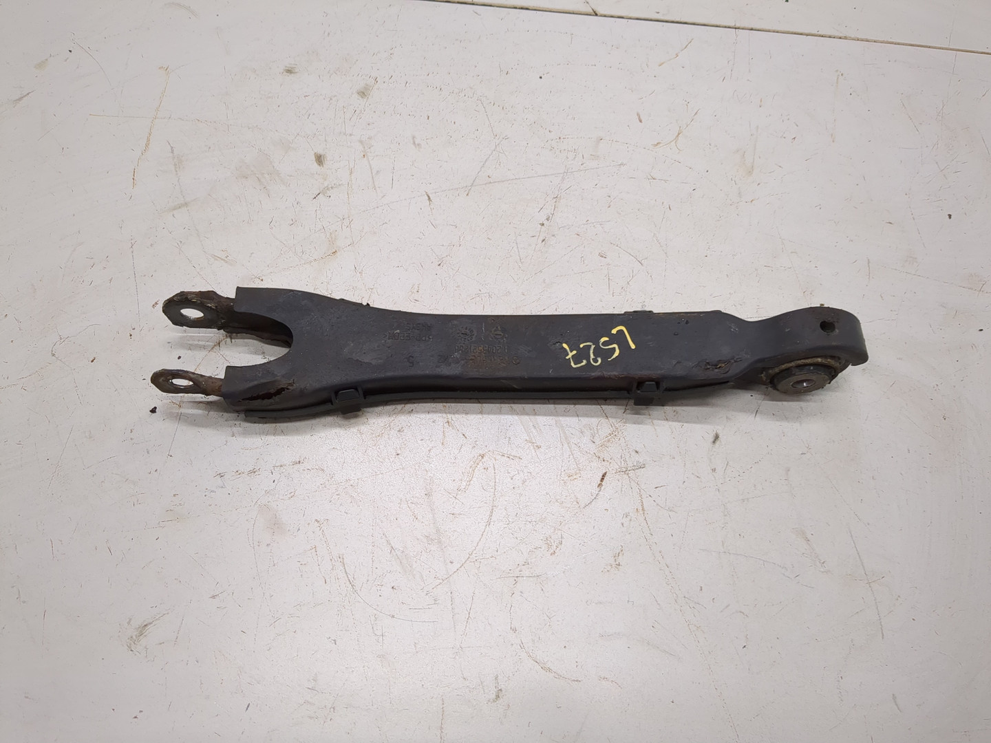 Рычаг задний