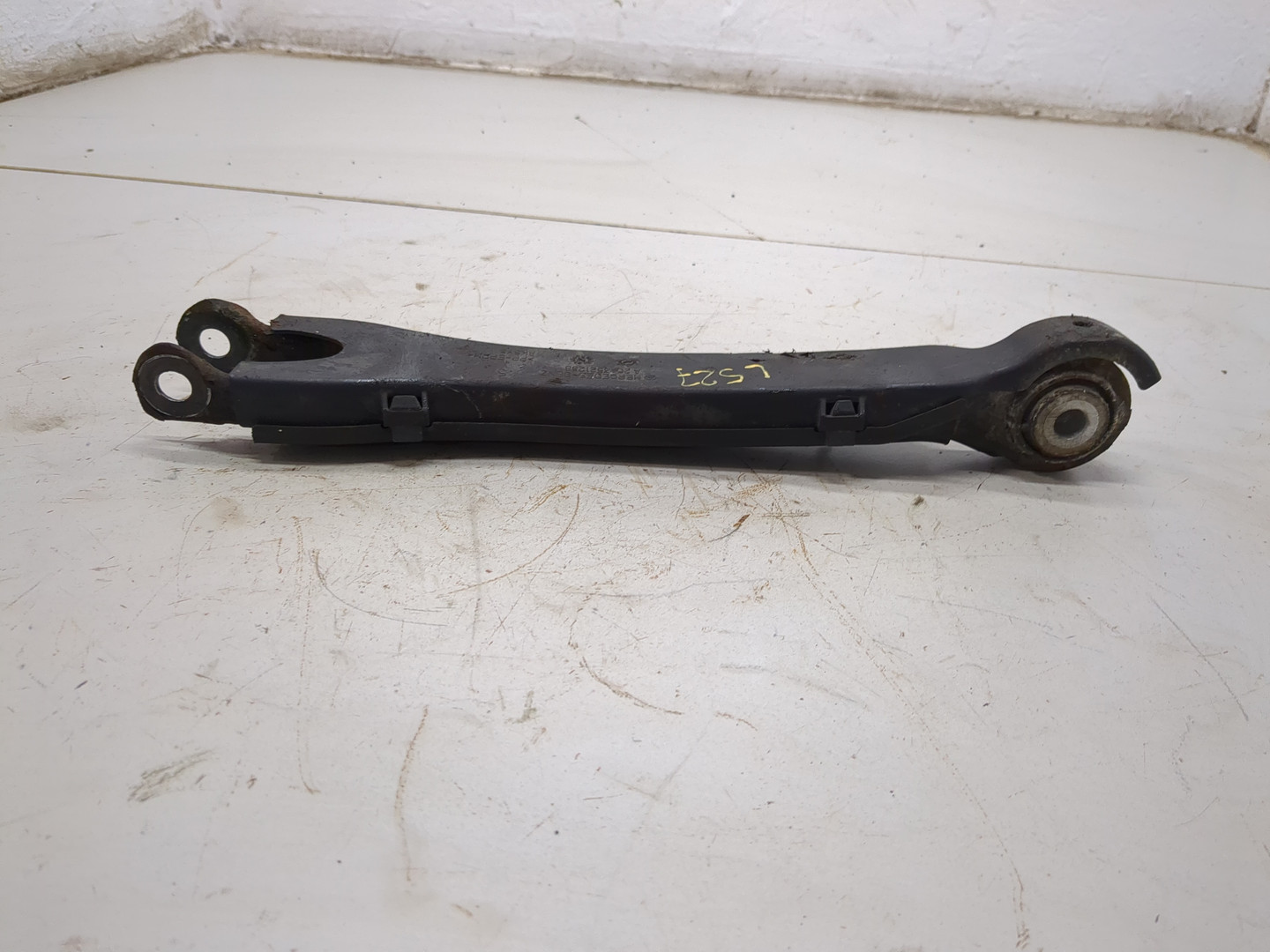 Рычаг задний