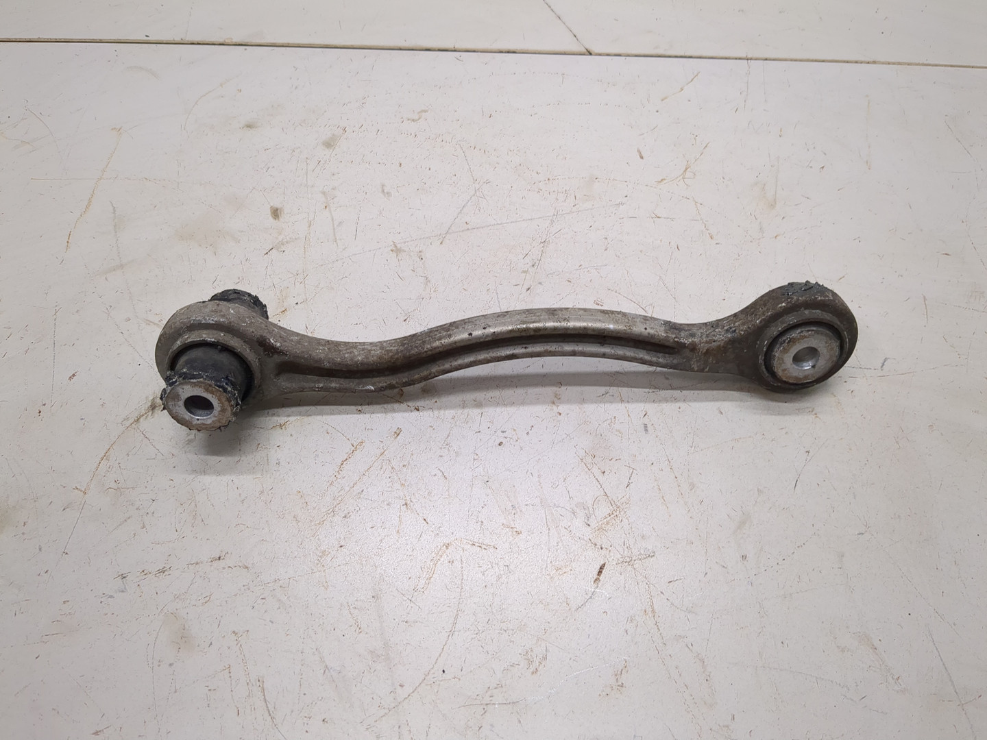 Рычаг задний