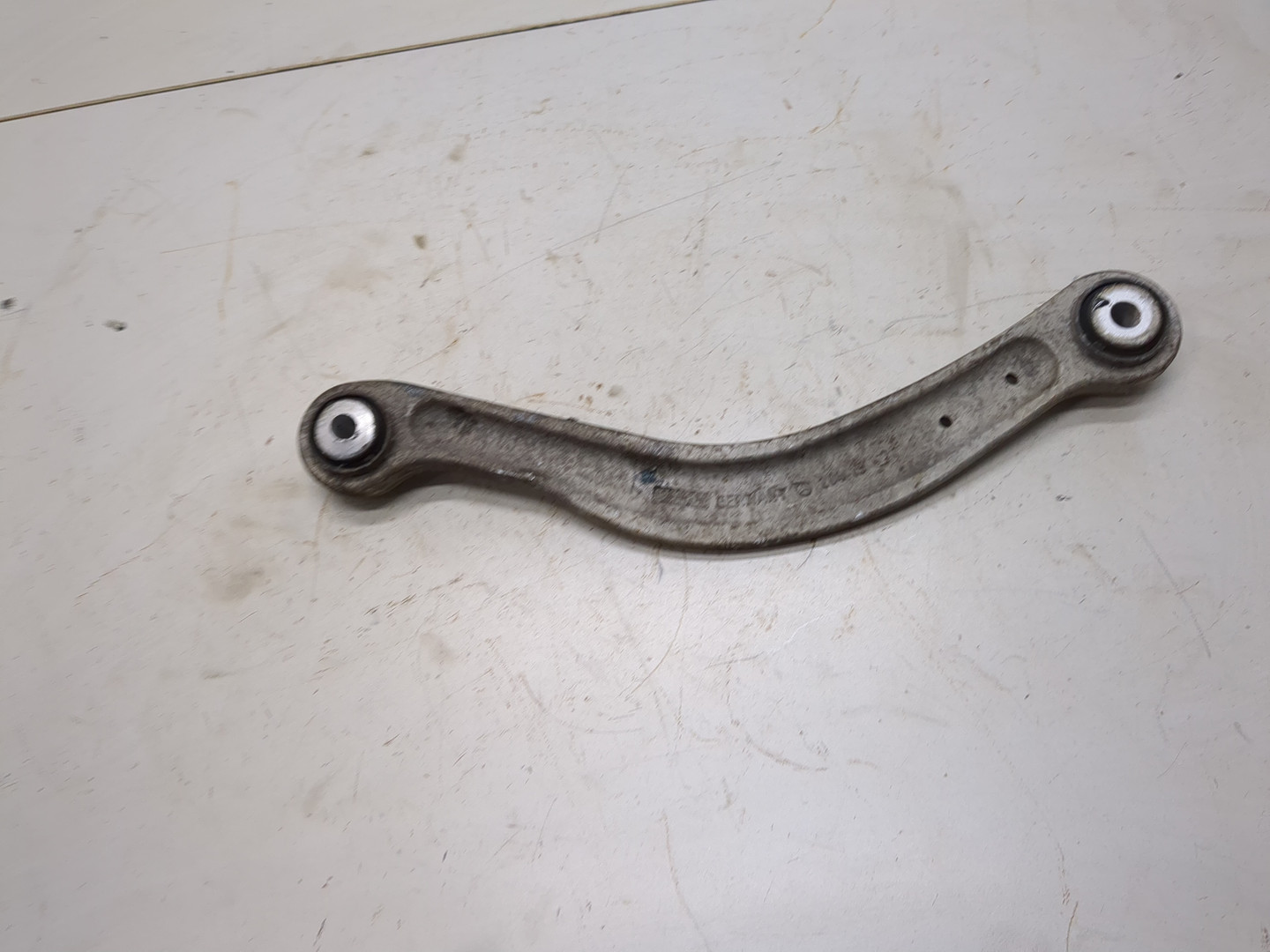 Рычаг задний