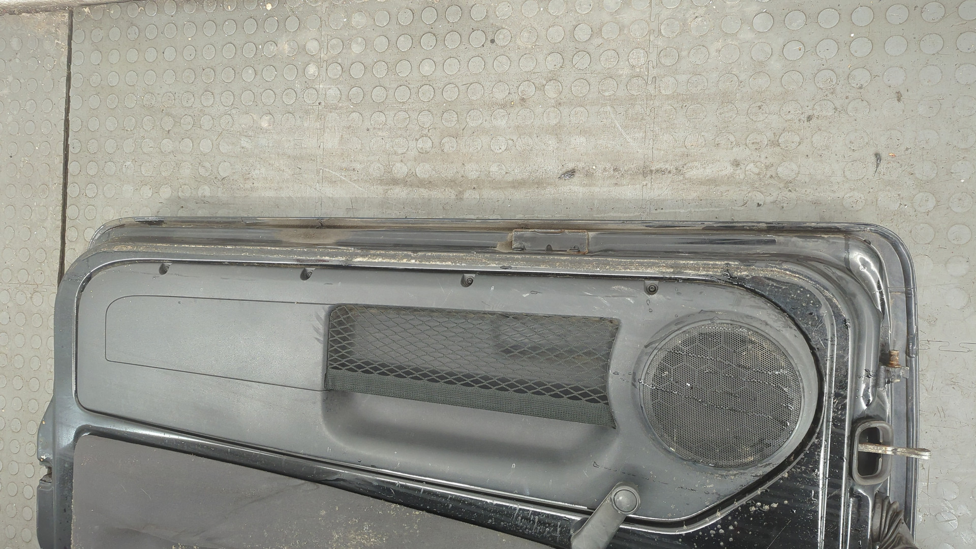 Дверь передняя правая