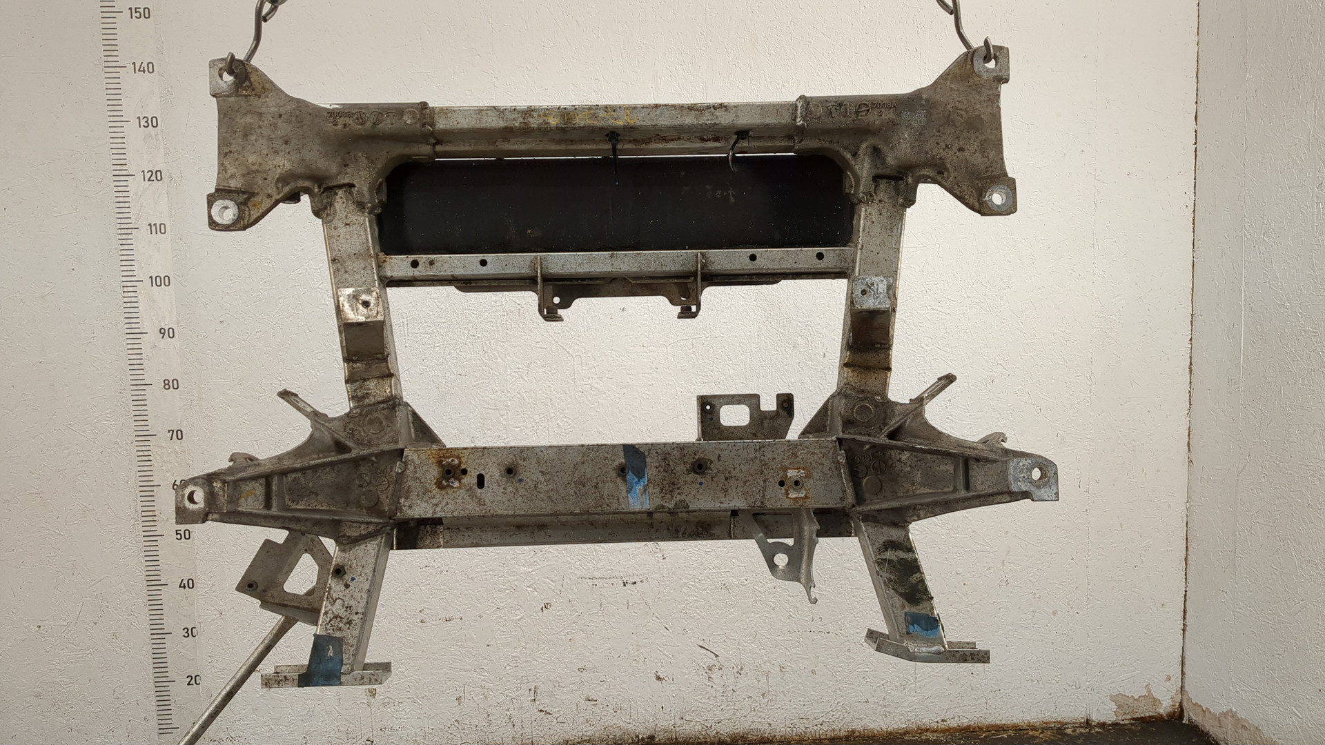 Балка подмоторная