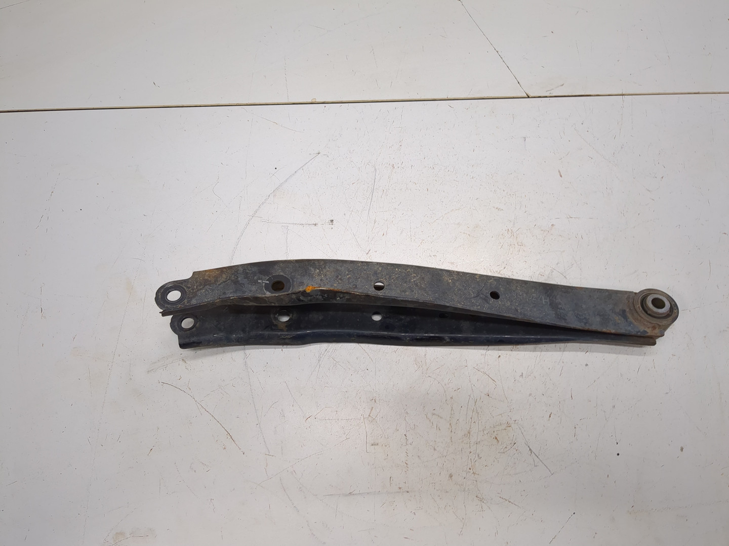 Рычаг задний