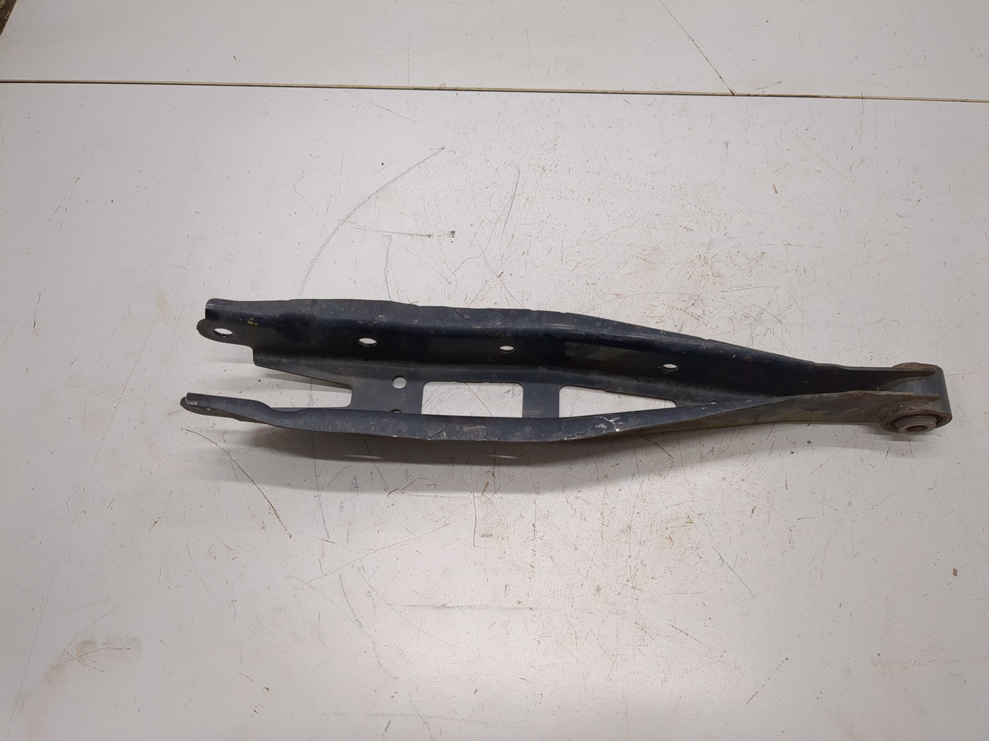 Рычаг задний