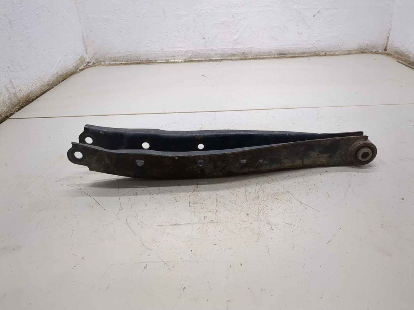 Рычаг задний