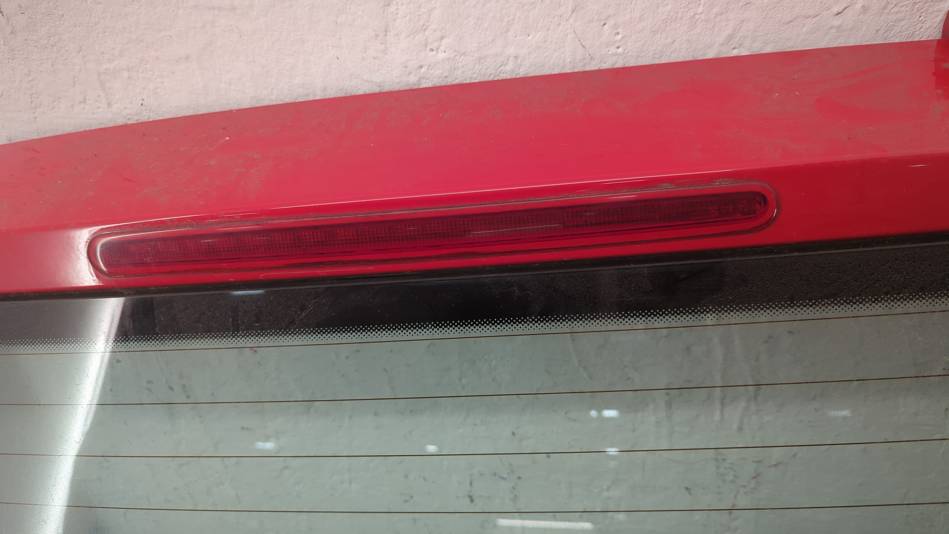 Дверь багажника