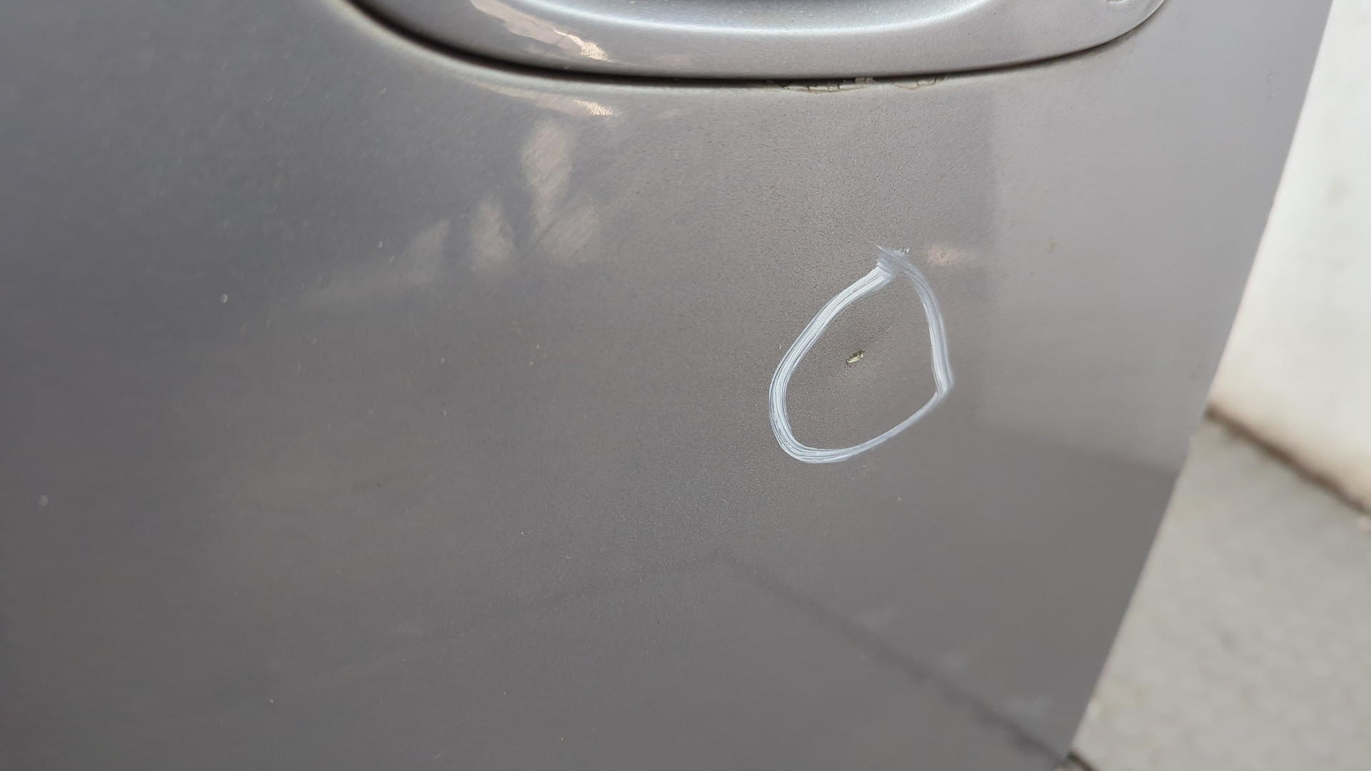 Дверь передняя левая