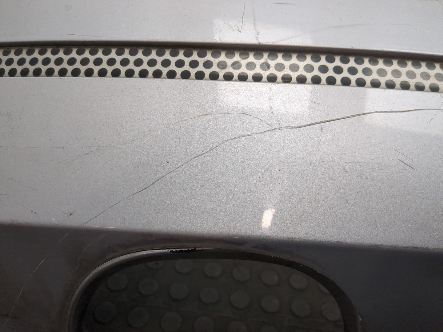 Бампер задний