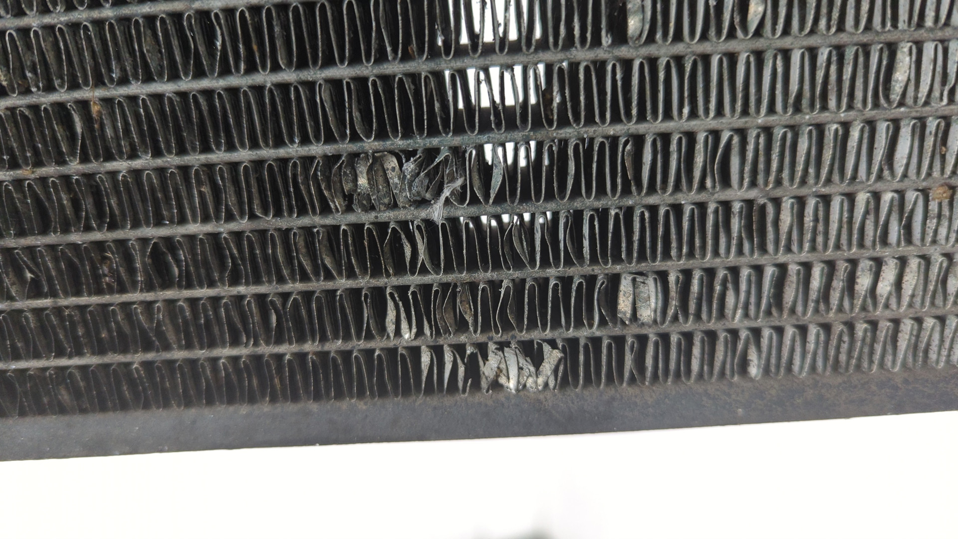 Радиатор охлаждения двигателя основной