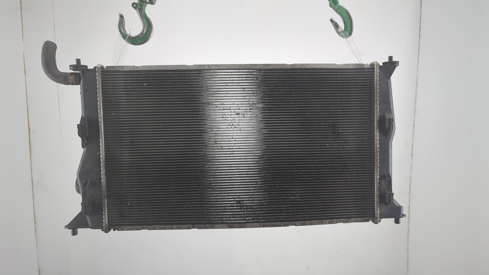 Радиатор охлаждения двигателя основной
