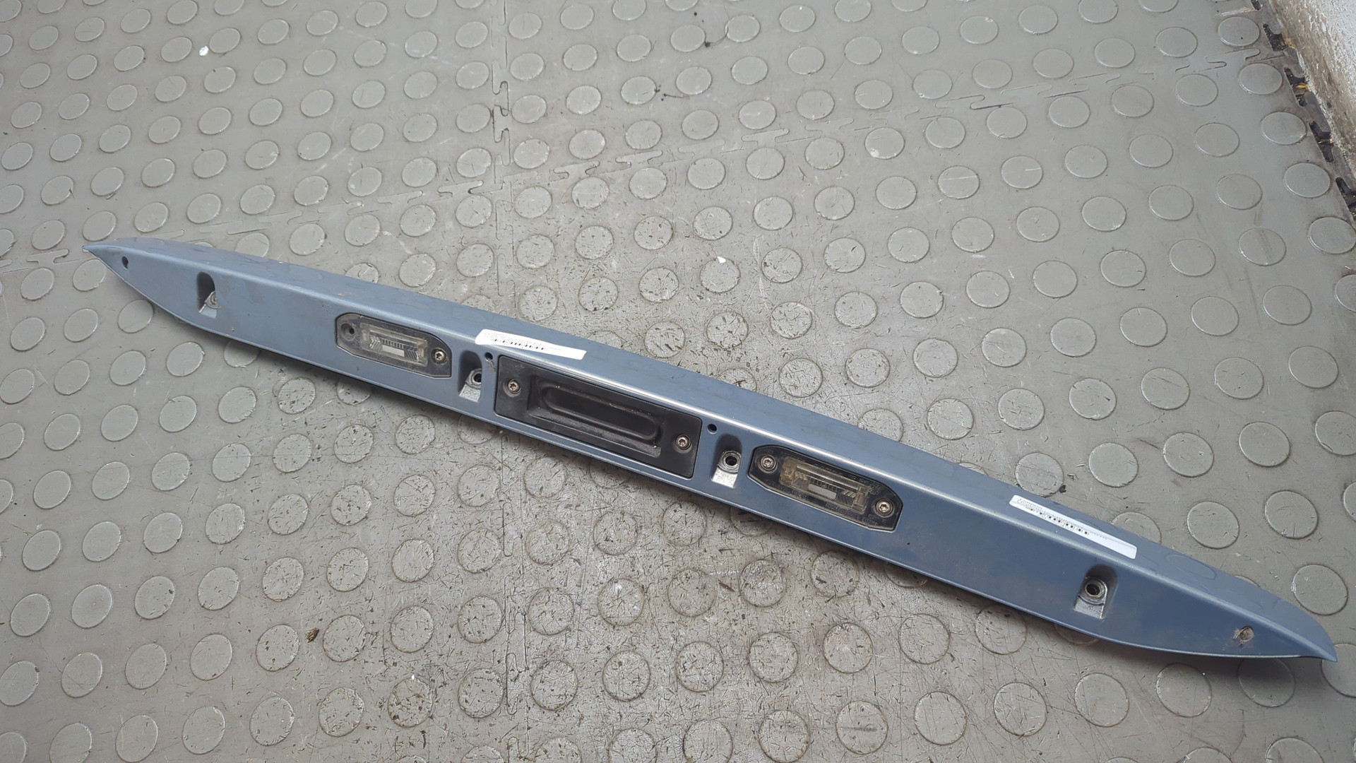 Фонарь подсветки номера