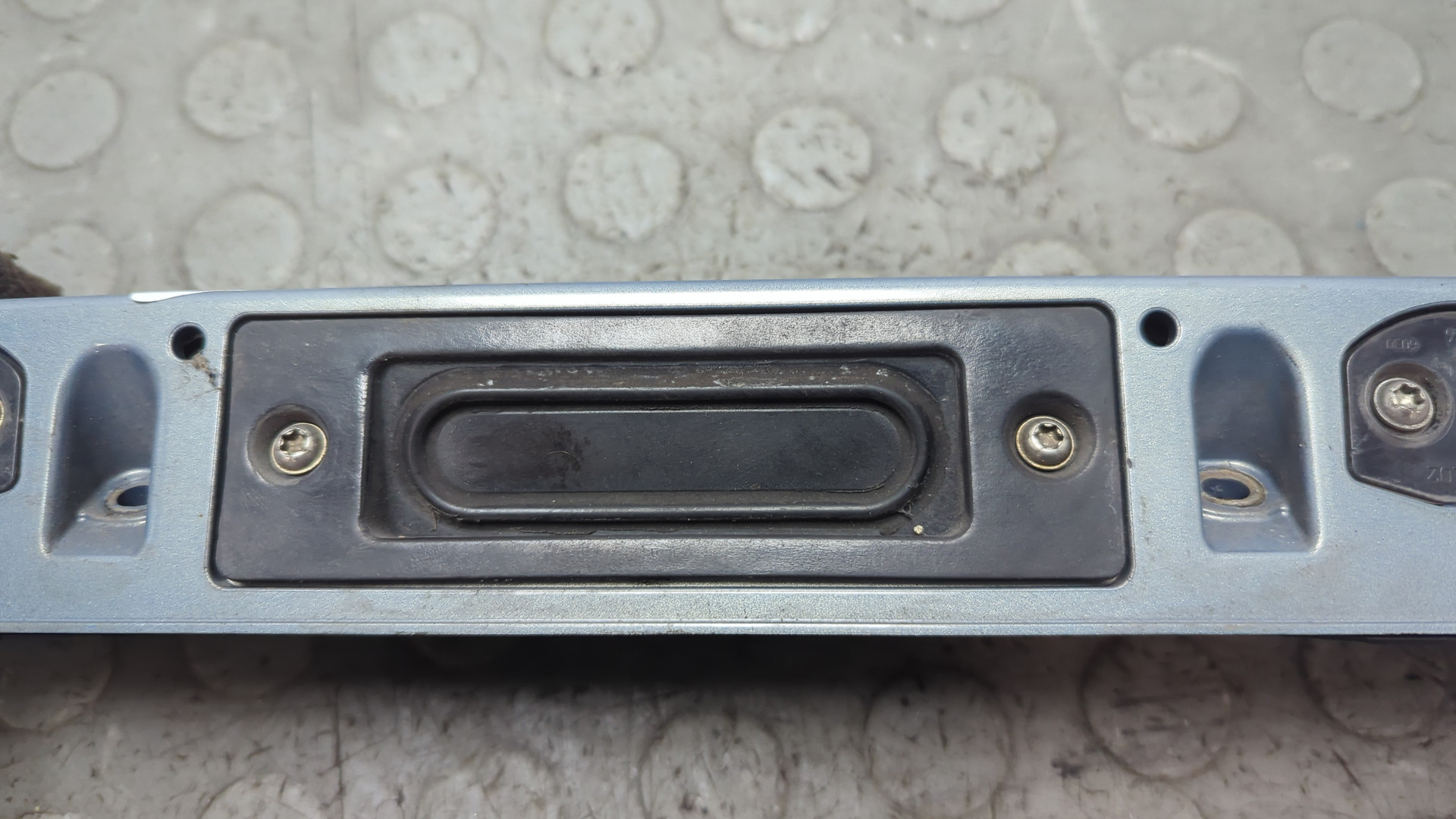 Фонарь подсветки номера