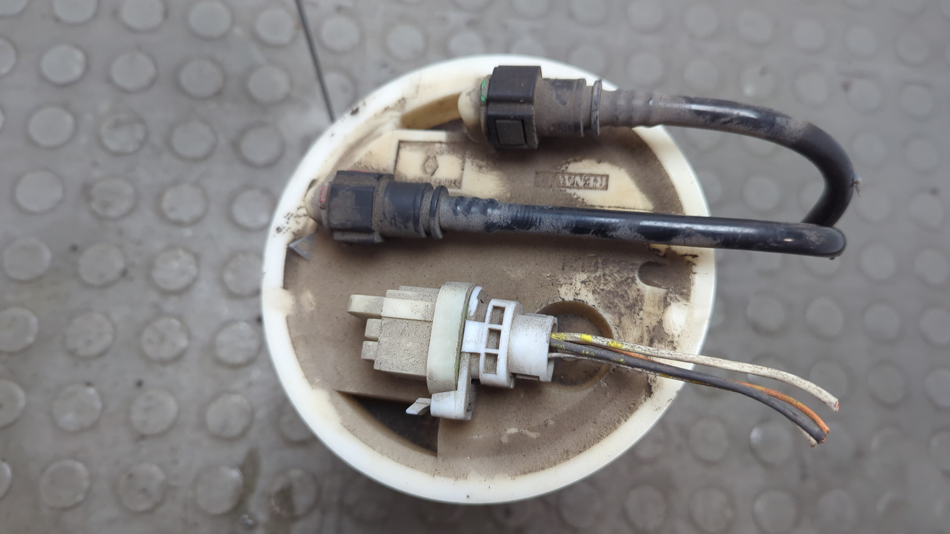 Насос топливный электрический