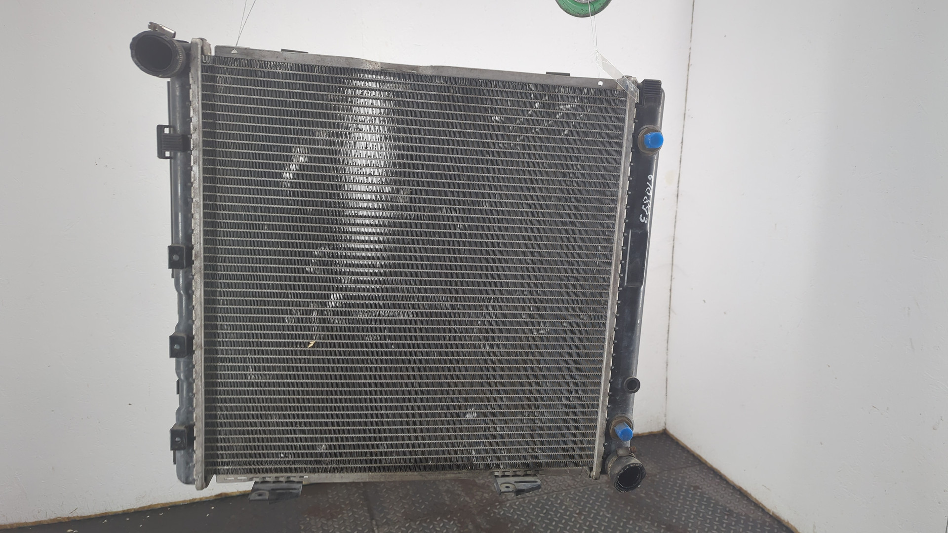 Радиатор охлаждения двигателя основной