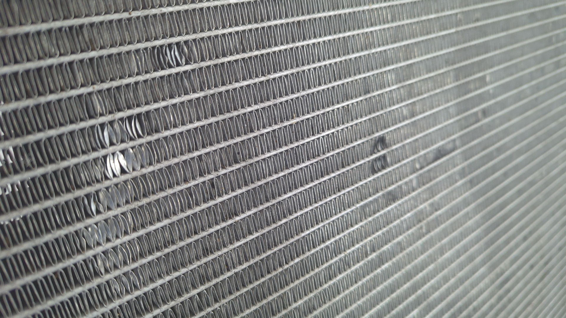 Радиатор охлаждения двигателя основной