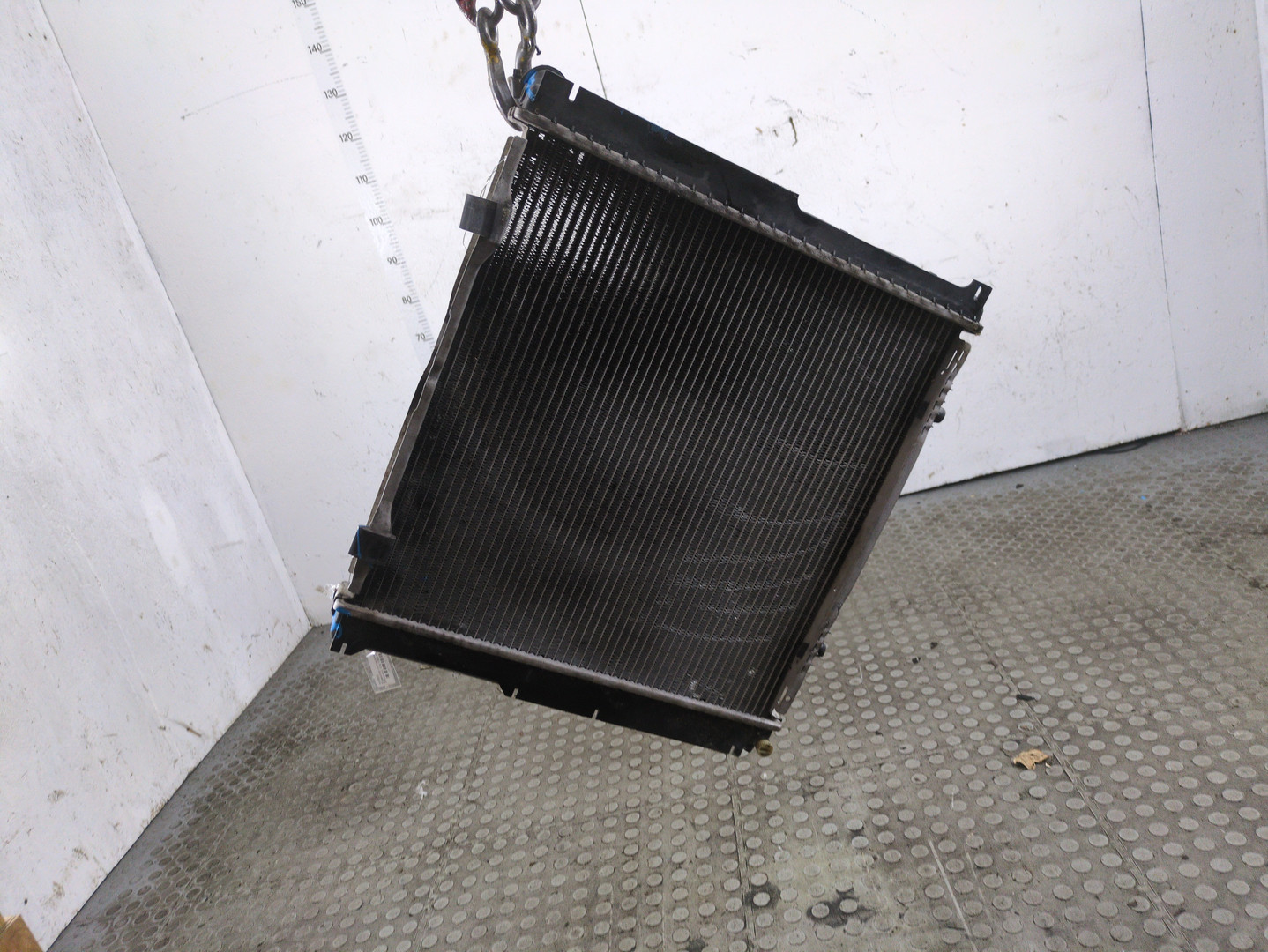Радиатор охлаждения двигателя основной