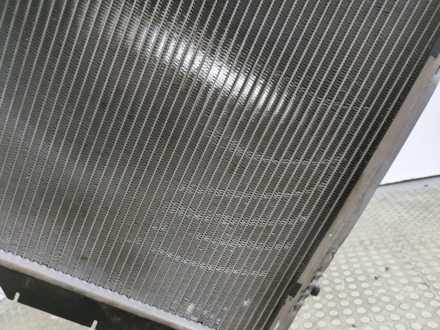 Радиатор охлаждения двигателя основной