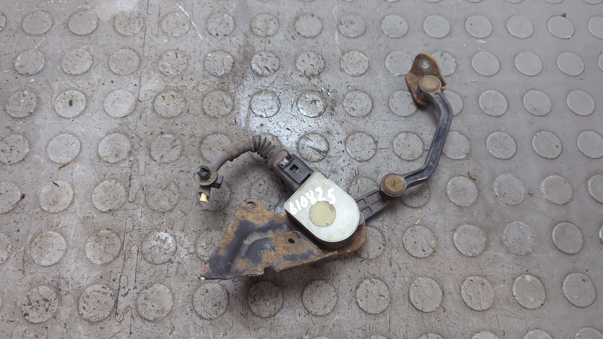 Датчик регулировки дорож. просвета