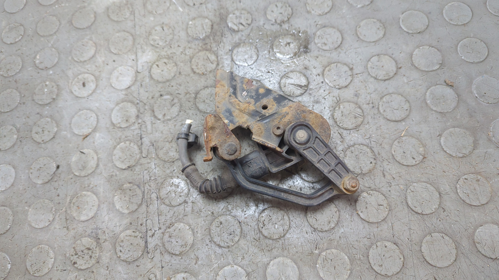 Датчик регулировки дорож. просвета