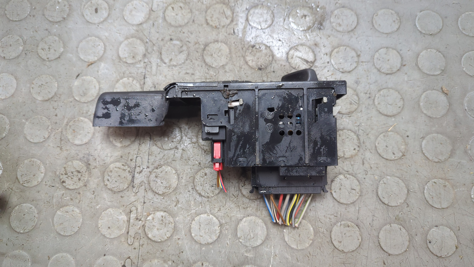 Переключатель света фар