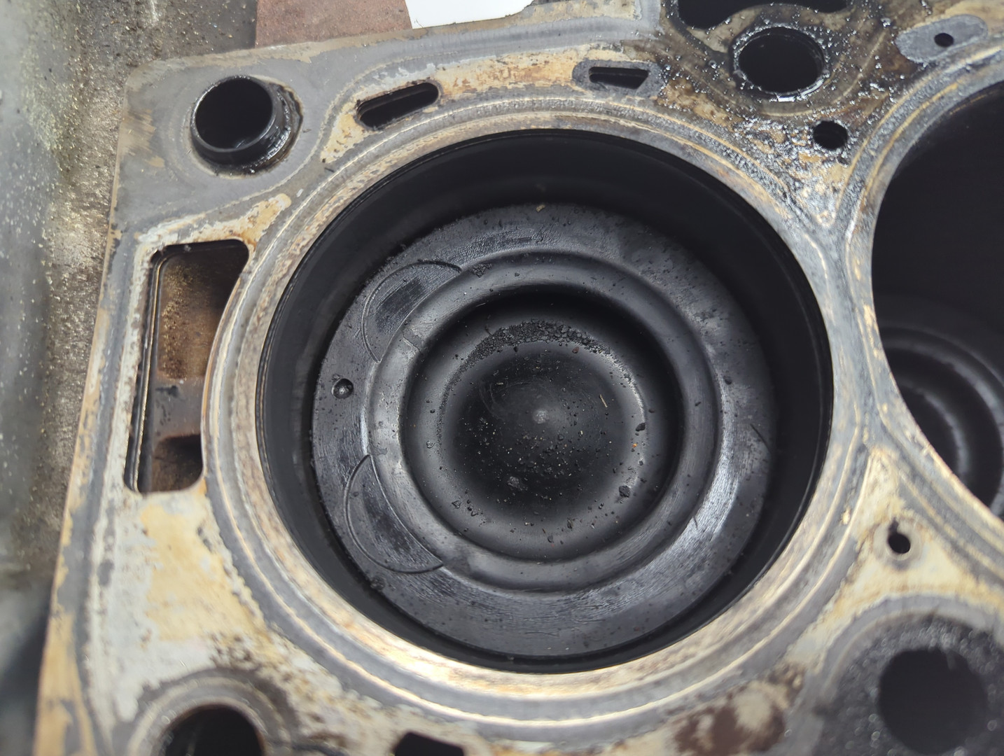 Блок двигателя