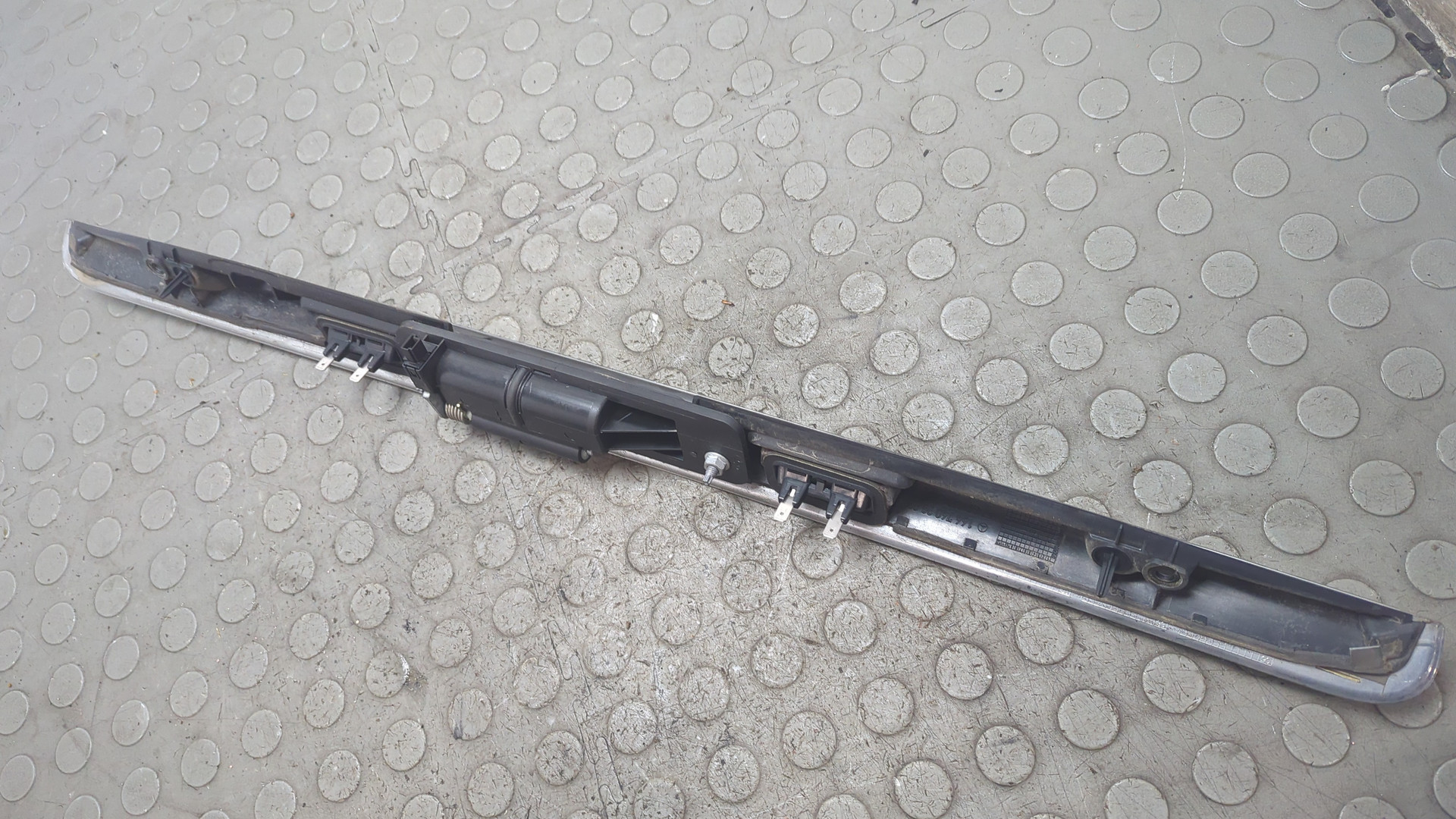 Фонарь подсветки номера