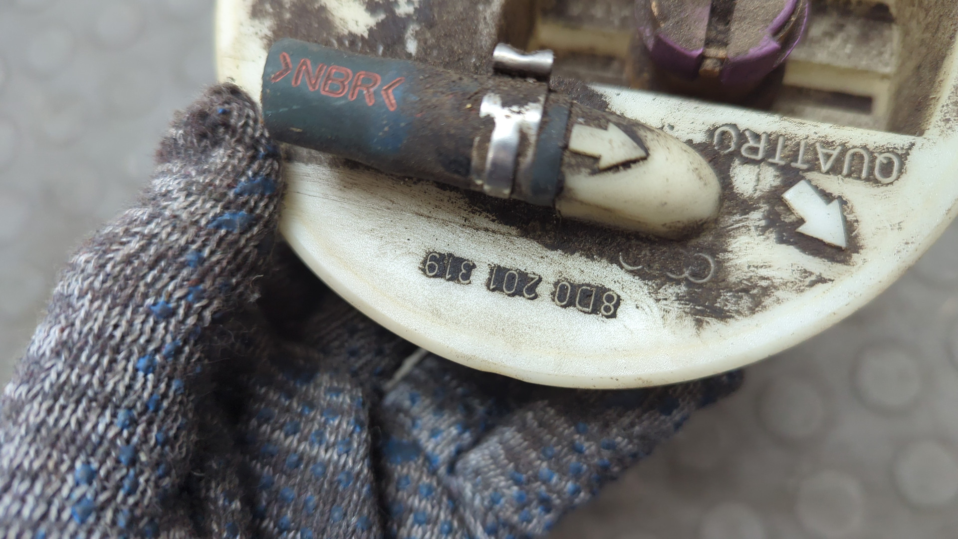 Насос топливный электрический