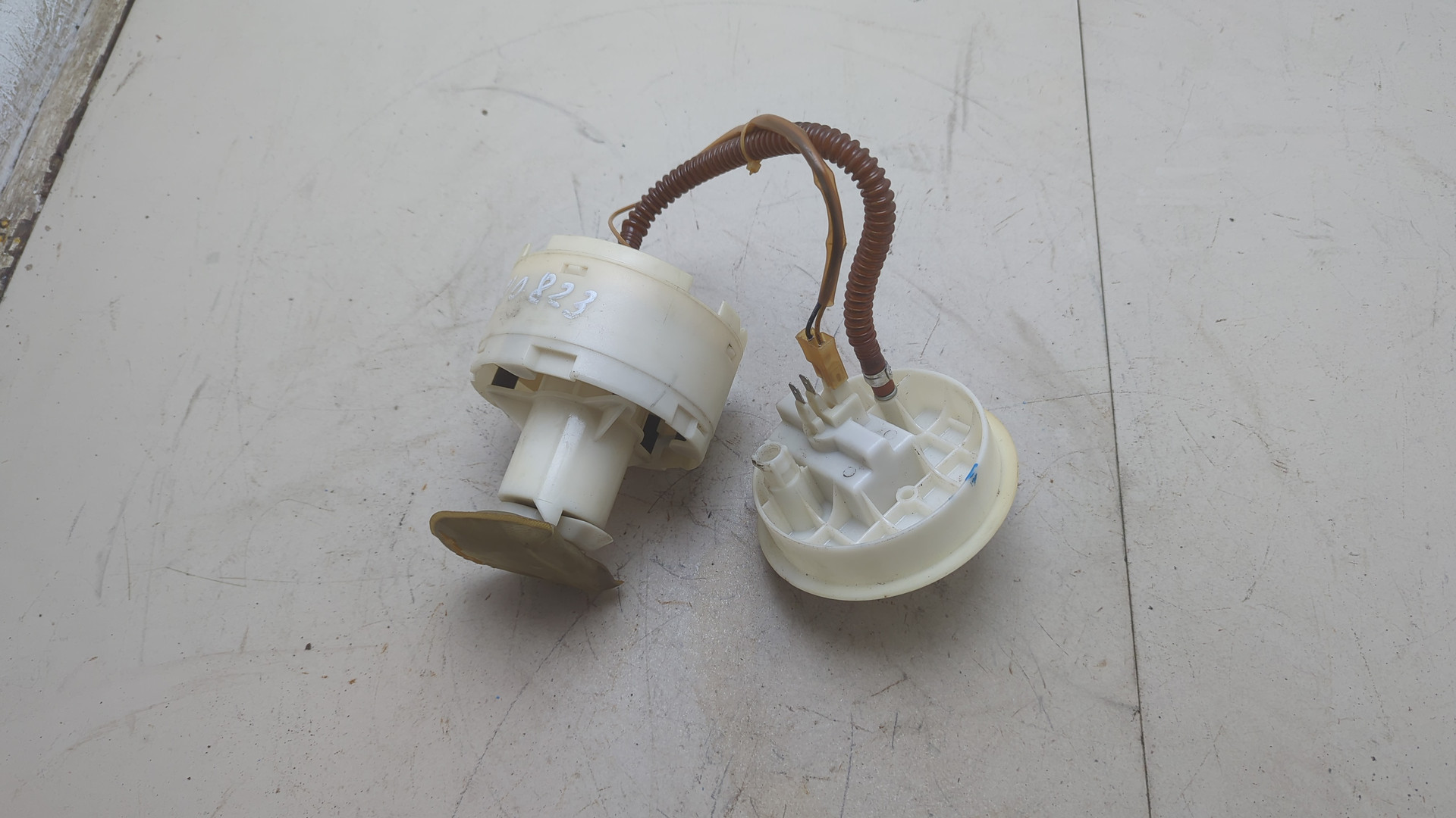 Насос топливный электрический