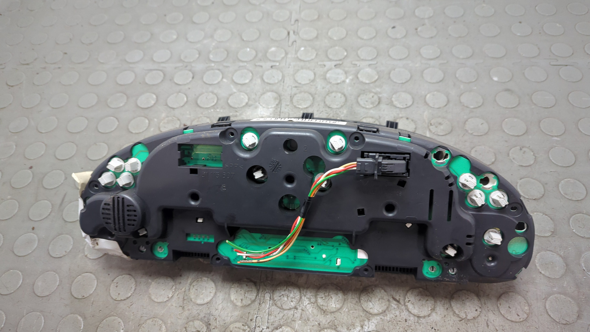 Панель приборов