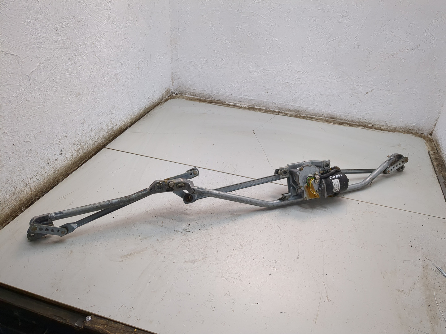 Трапеция стеклоочистителей