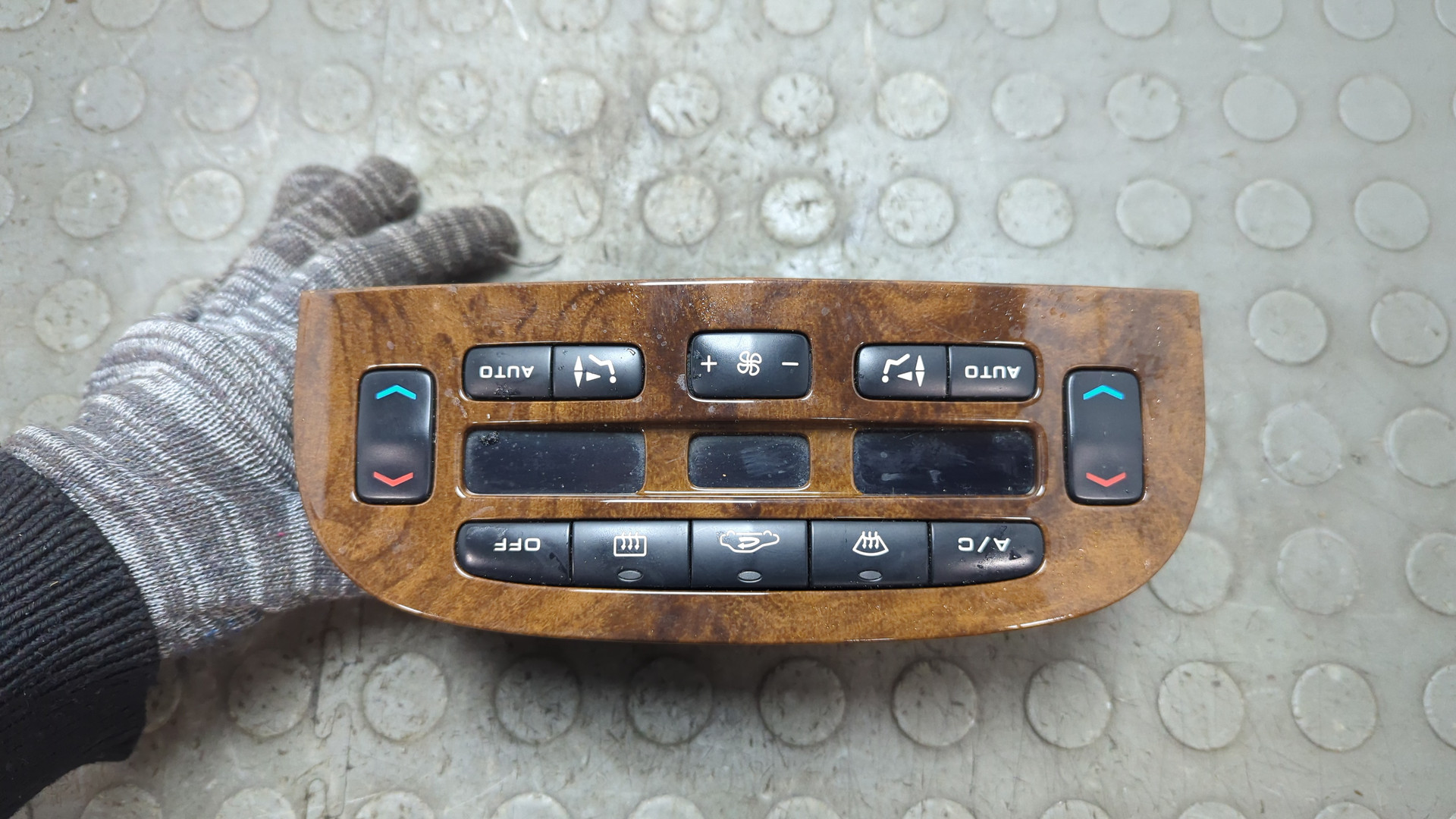 Переключатель отопителя