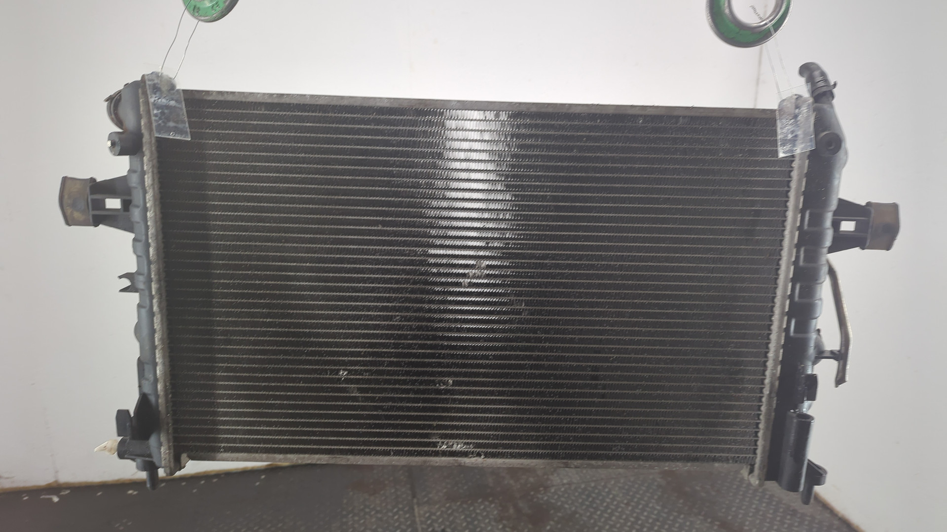 Радиатор охлаждения двигателя основной
