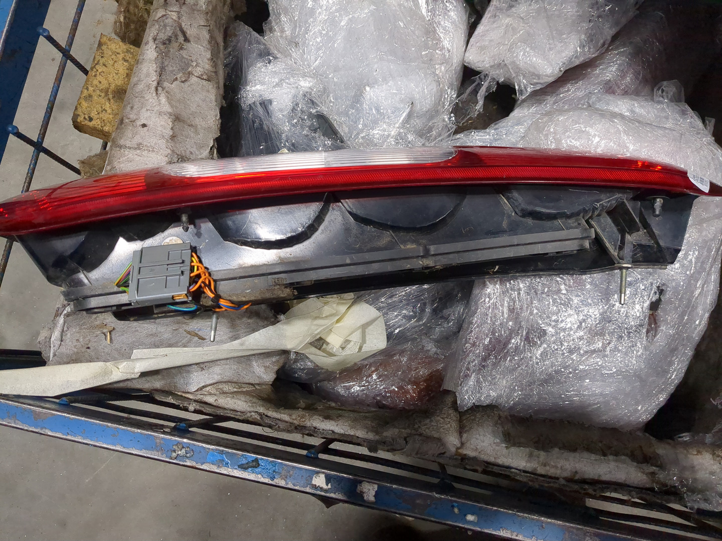 Фонарь задний правый