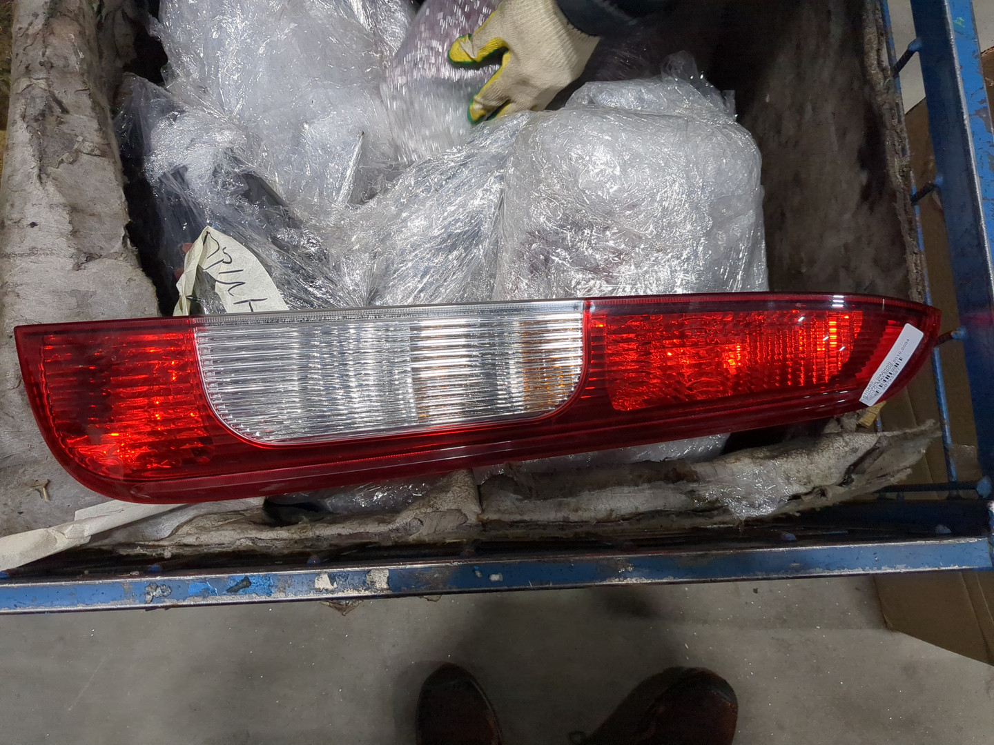 Фонарь задний правый