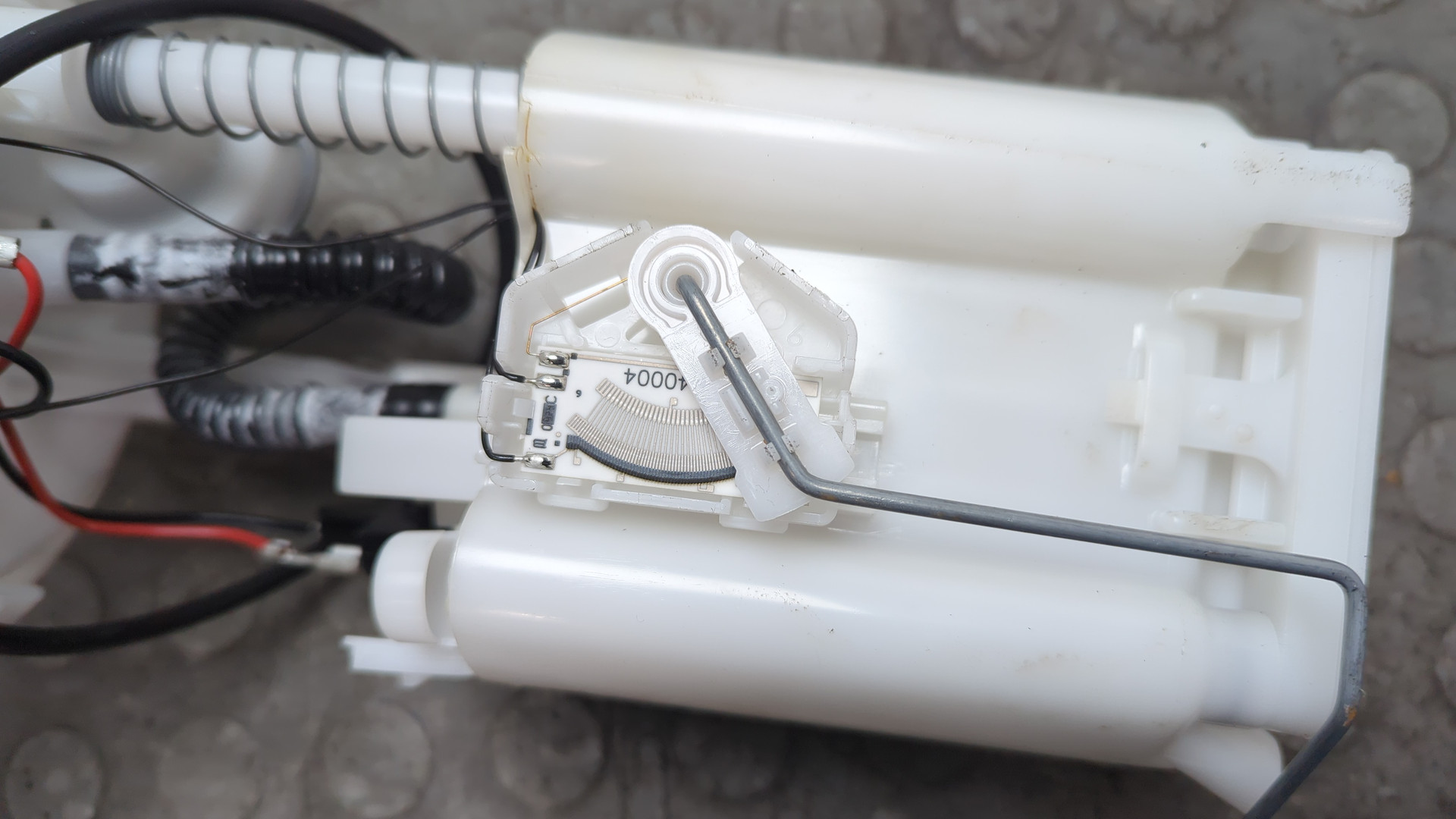 Насос топливный электрический